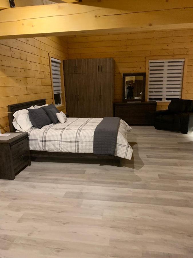 Chalets Domaine Otis Saint-Félix-d'Otis Εξωτερικό φωτογραφία