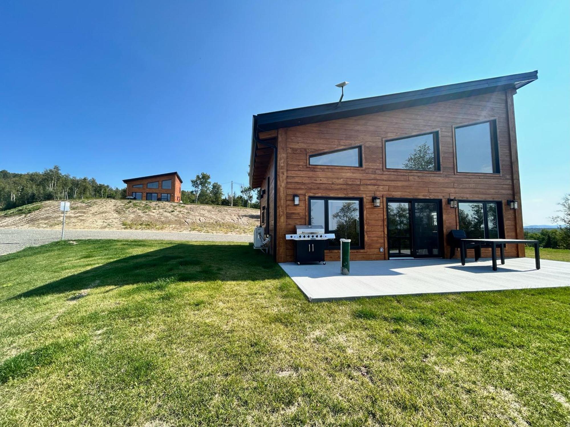 Chalets Domaine Otis Saint-Félix-d'Otis Εξωτερικό φωτογραφία